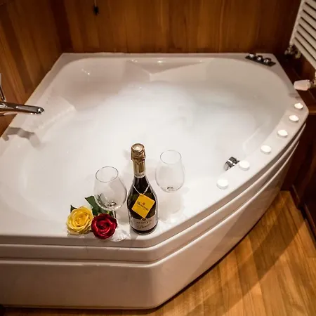 Airguest Crocetta Loft * Милан