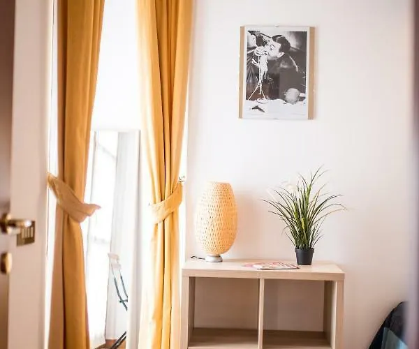 Appartamento Airguest Crocetta Loft *